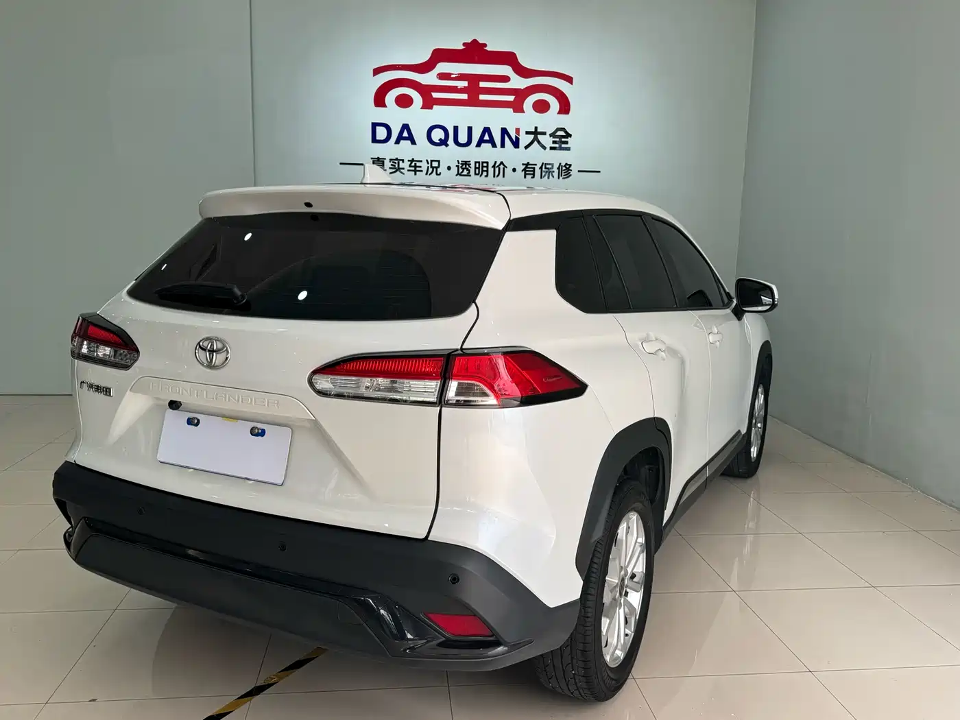 Toyota Frontlander 2023 2.0L CVT Elite Edition фото 9