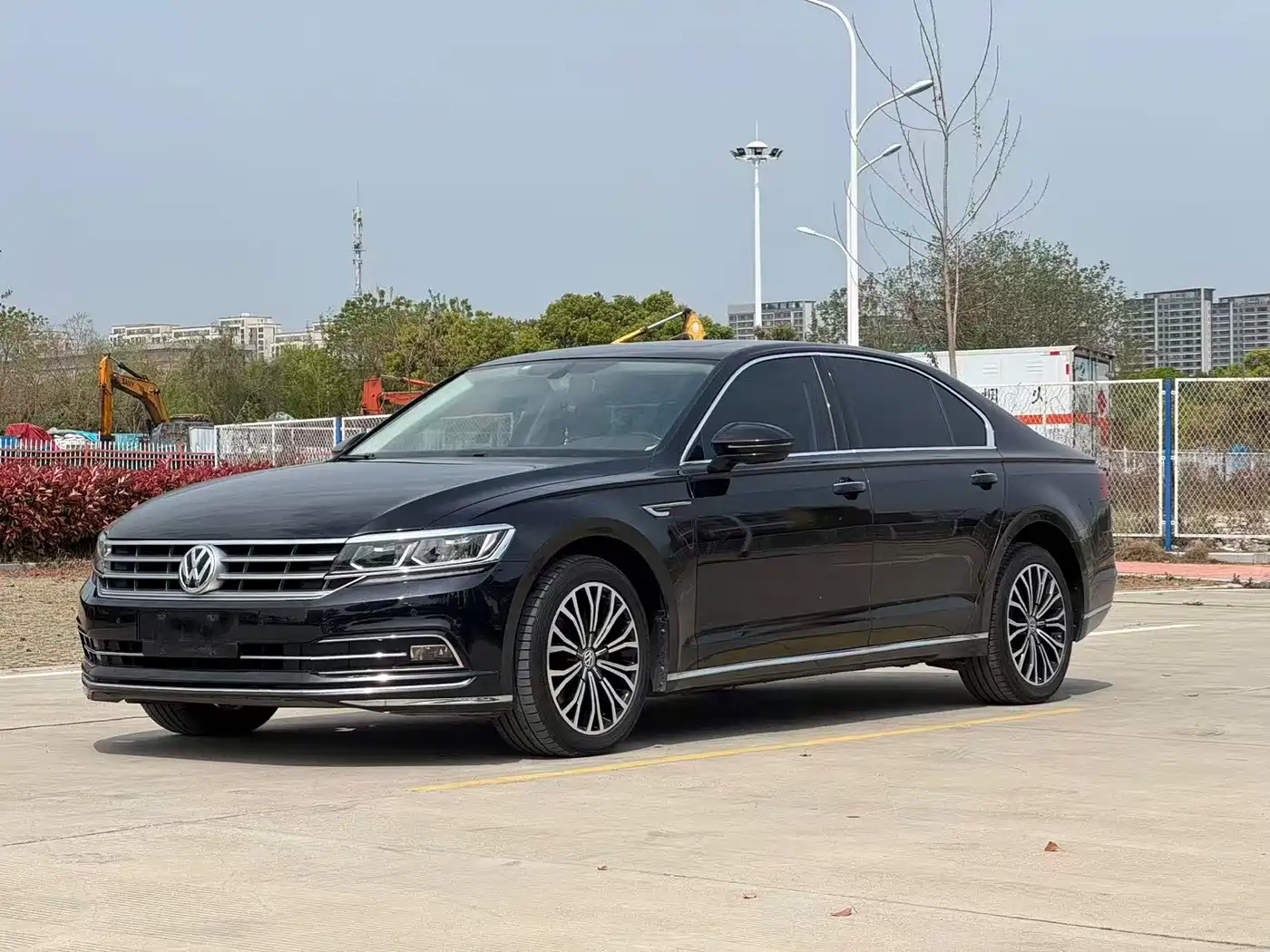 Volkswagen Phideon 2018 Facelift 380TSI FWD Business
