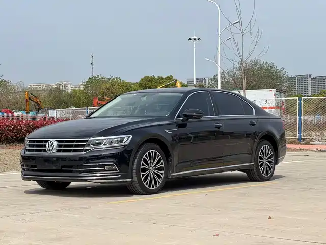 VOLKSWAGEN HUIANG