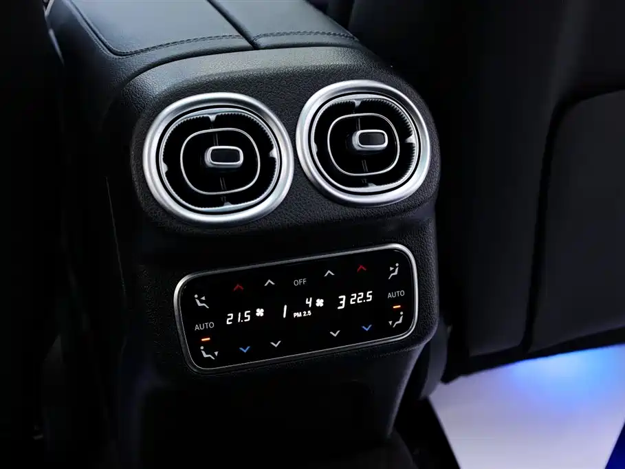 Mercedes-Benz GLC 2024 Facelift GLC 300 L 4MATIC Sport 5-seater фото 32