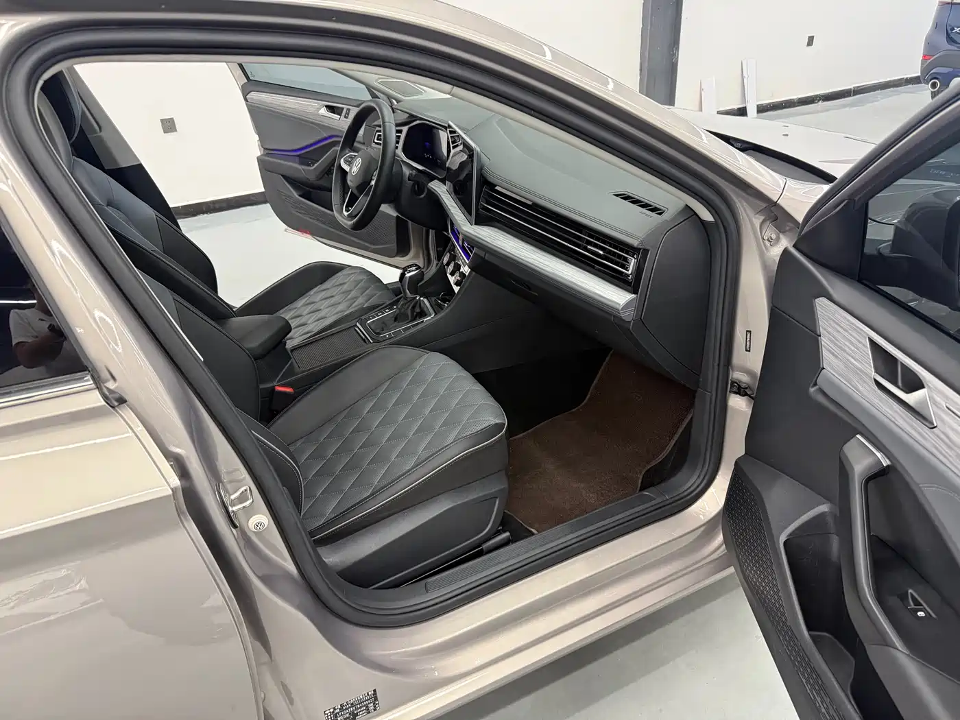 Volkswagen Sagitar 2023 280TSI DSG Beyond Lite фото 16