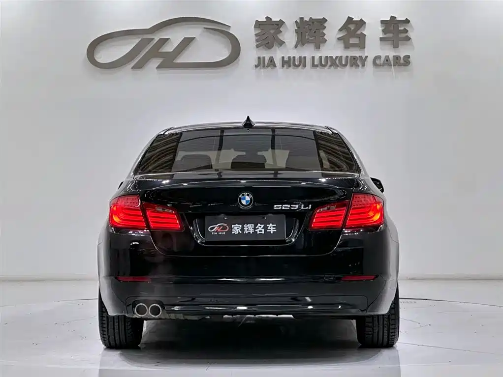 BMW 5 Series 2012 523Li Luxury фото 6