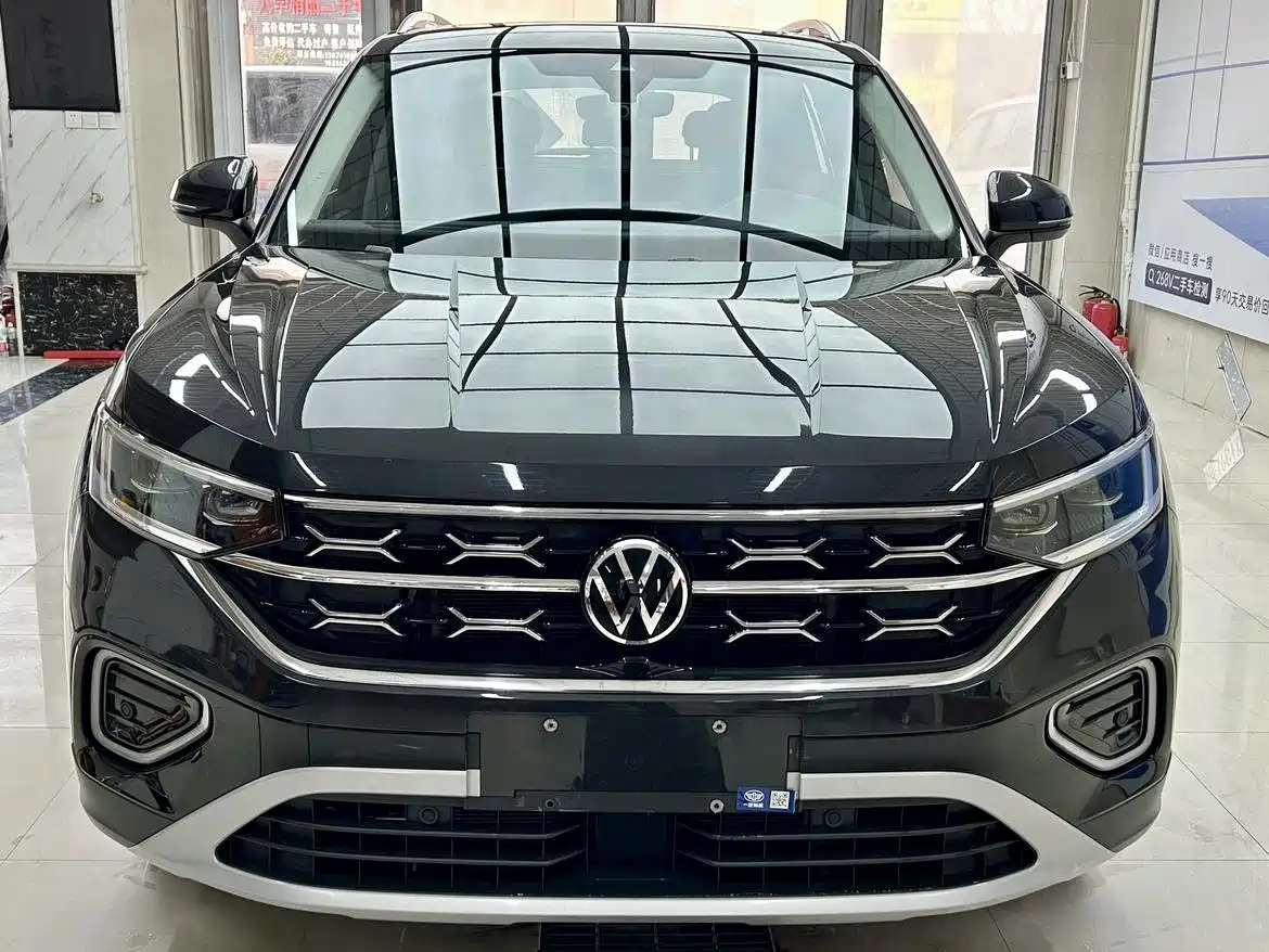 Volkswagen Tayron 2023 280TSI 2WD Luxury Plus Advanced Edition фото 2