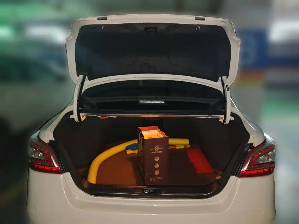 Photo 10 - Nissan Teana
