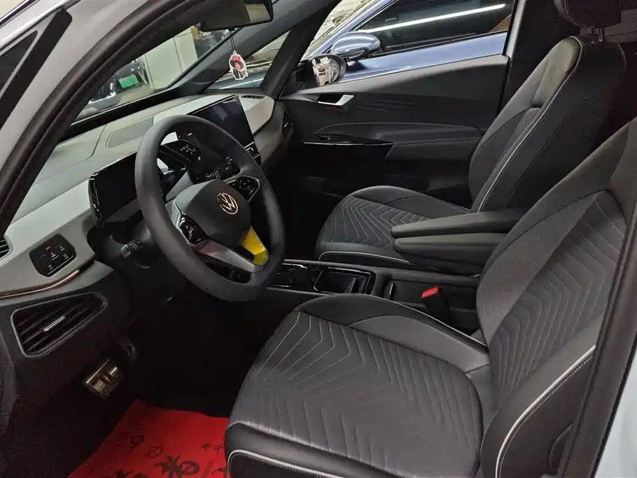 Volkswagen ID.3 2023 Pure Smart Edition фото 9