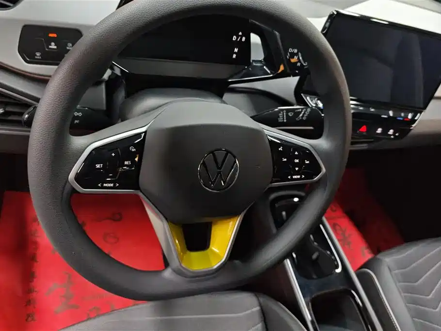 Volkswagen ID.3 2023 Pure Smart Edition фото 15