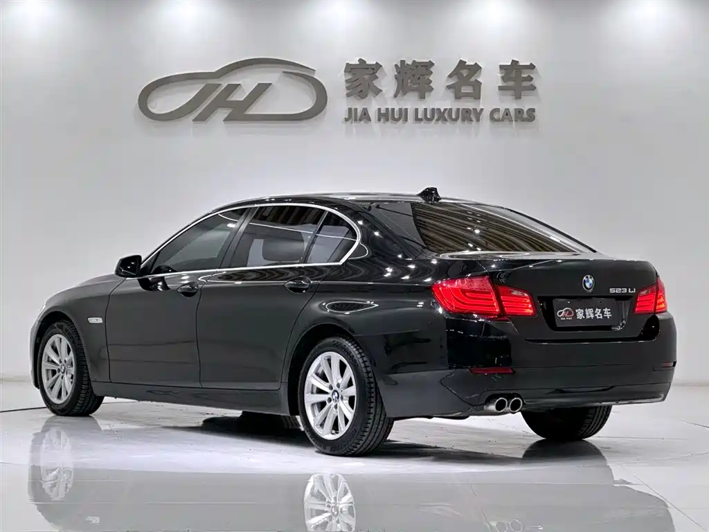 BMW 5 Series 2012 523Li Luxury фото 7