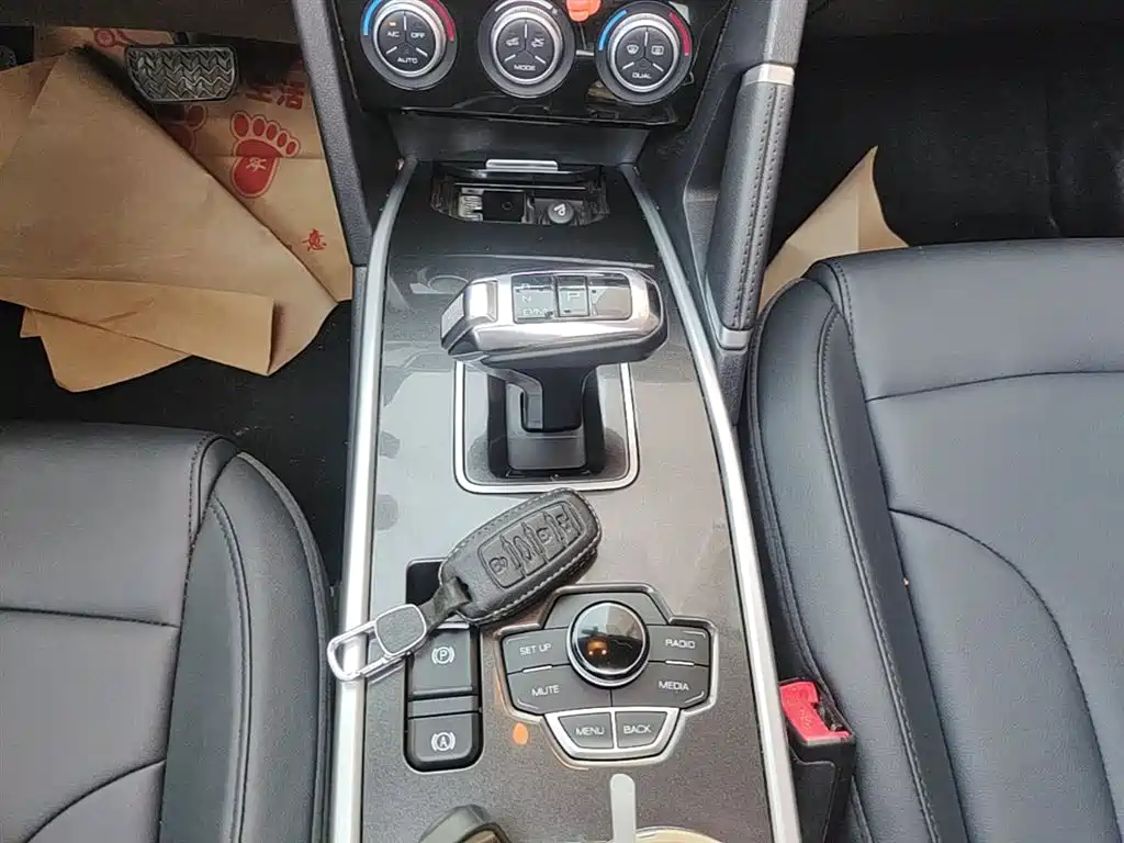 Haval H6 2018 Sport Edition 1.5T Automatic 2WD Elite China V фото 14
