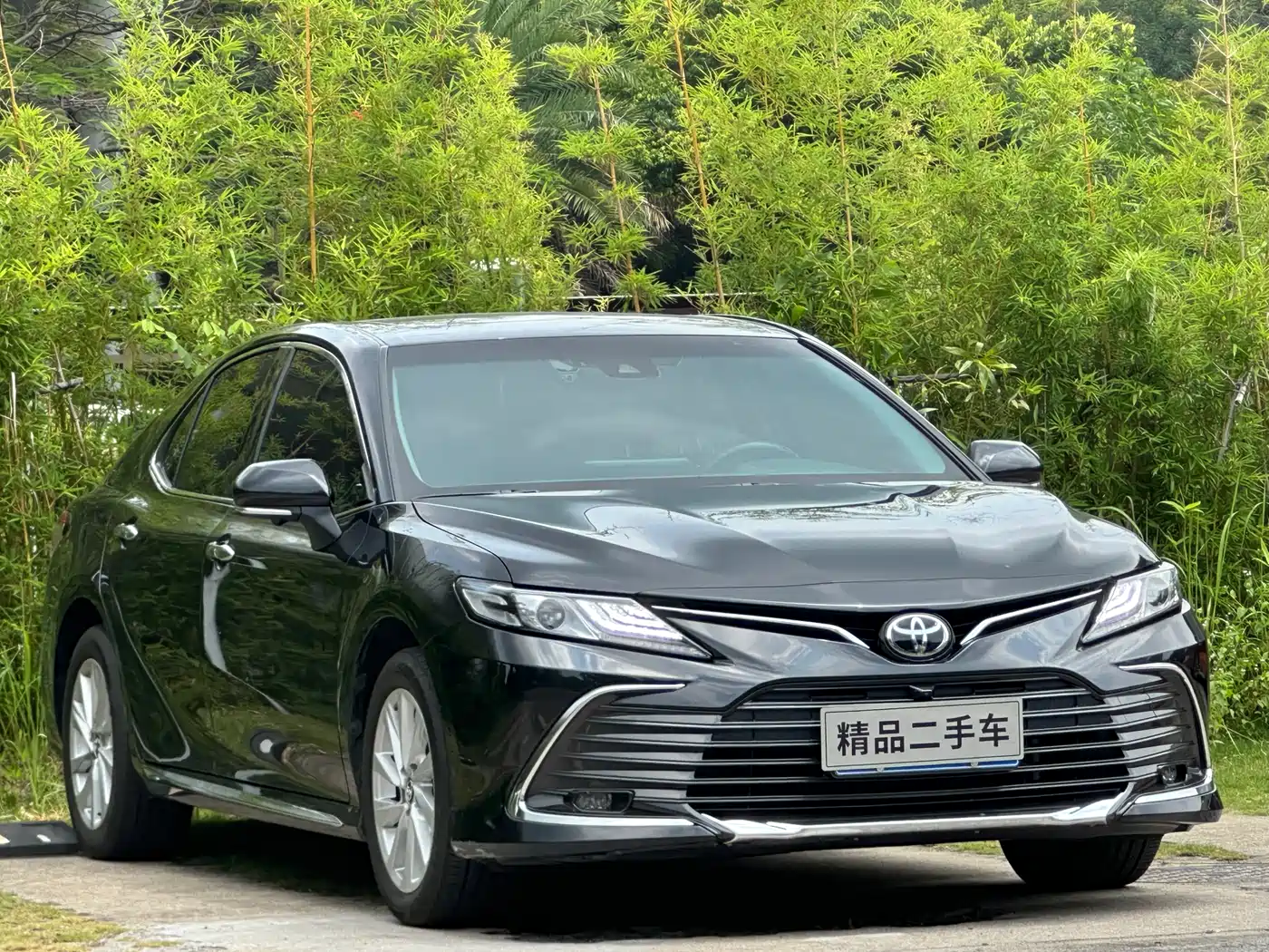 Toyota Camry 2023 2.0G Luxury Edition фото 3