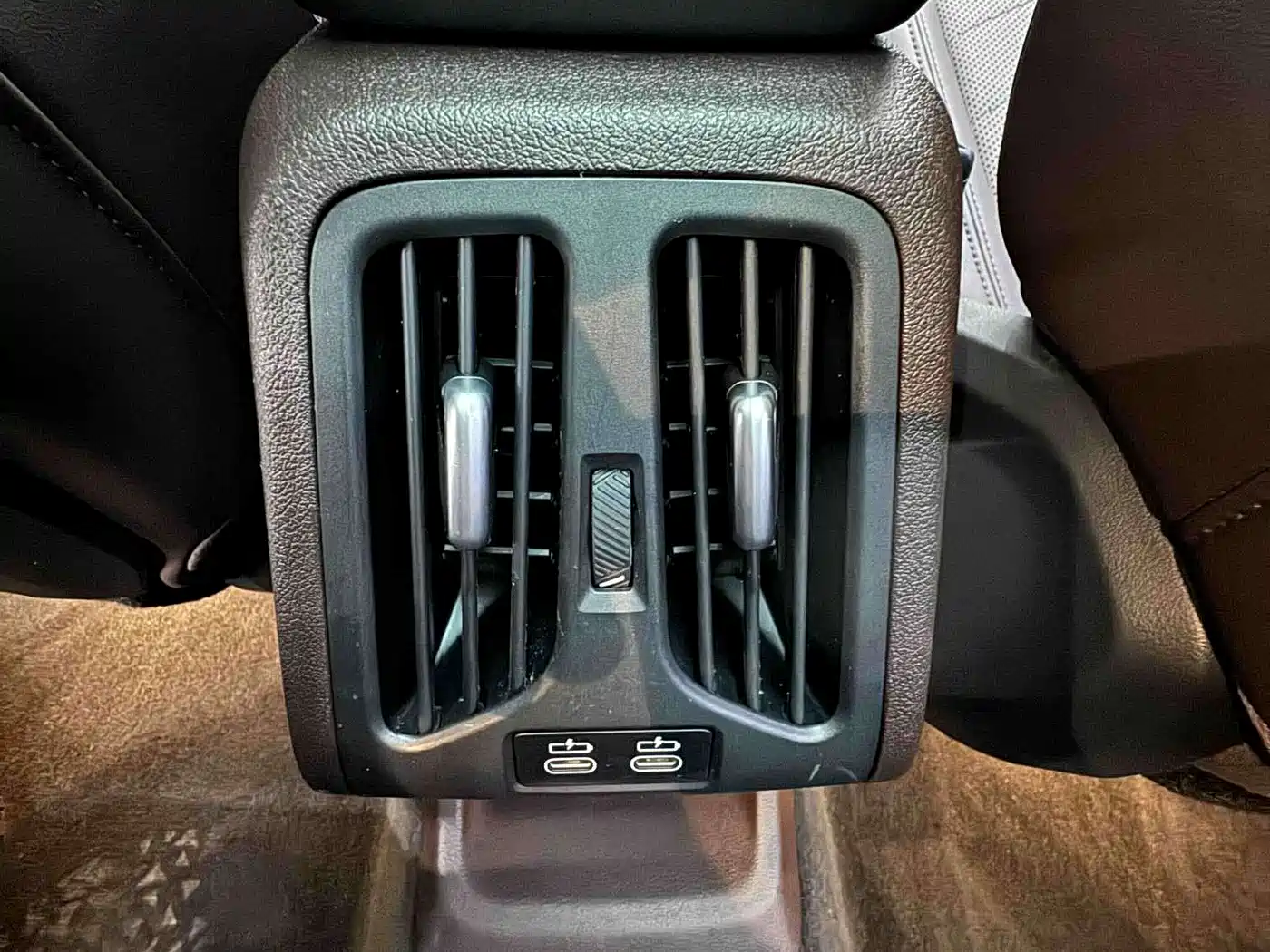 BMW X1 2023 sDrive20Li X Design Package фото 17