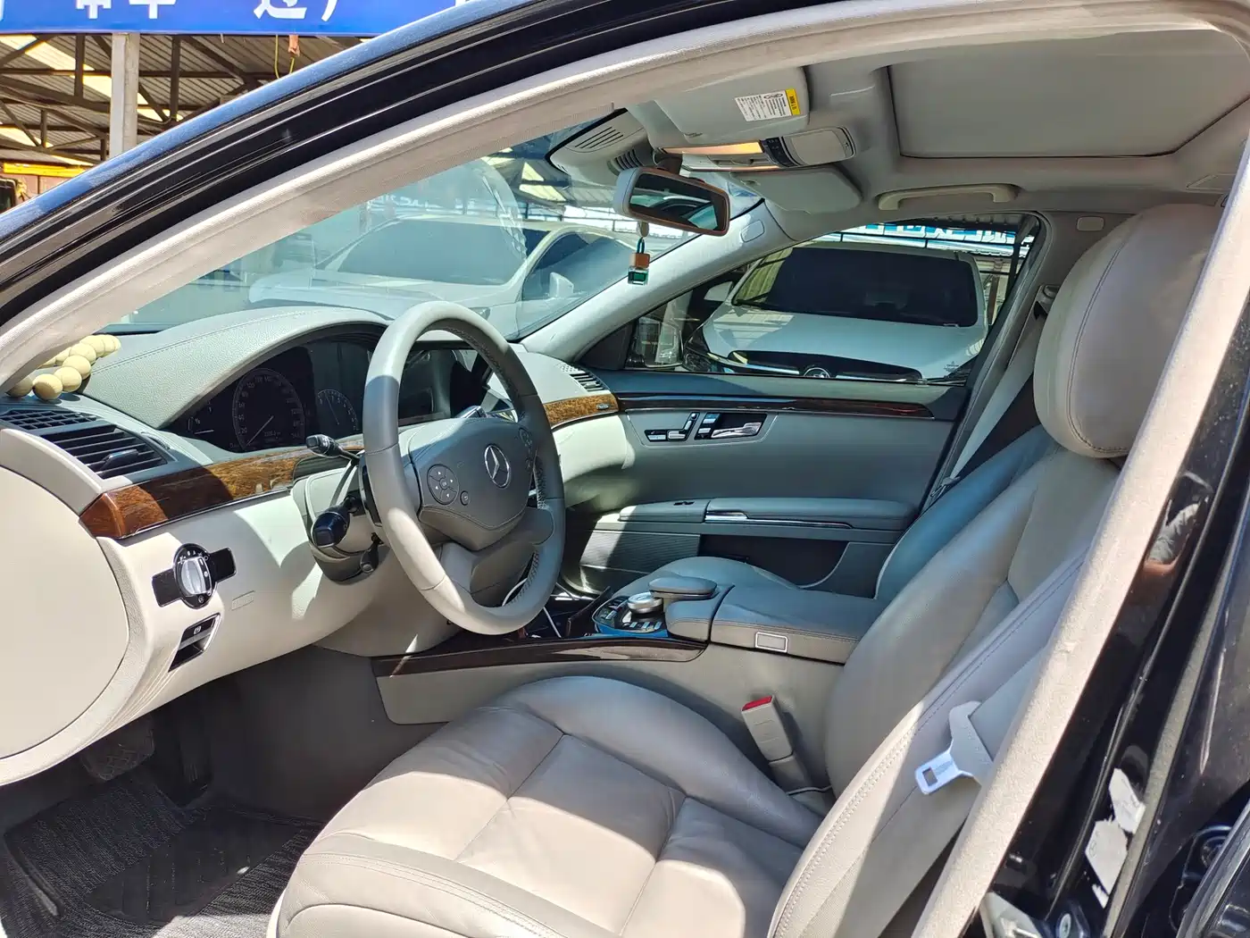 Mercedes-Benz S-Class 2012 S 300 L Premium Grand Edition фото 6