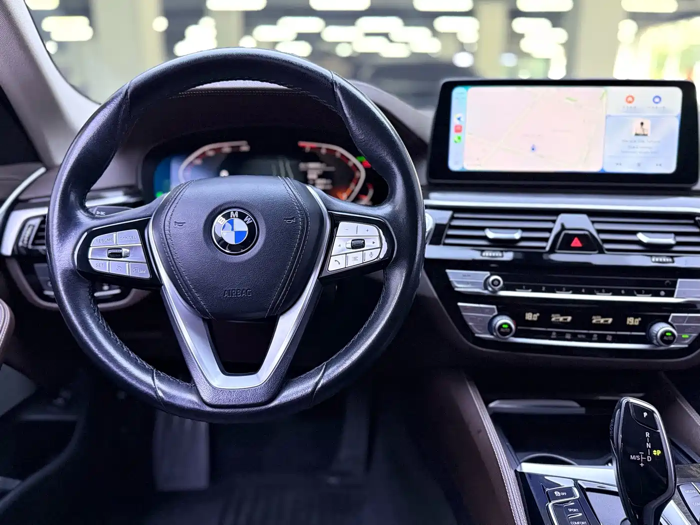 Фото 17 - BMW 5 Series