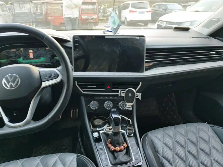 Volkswagen Sagitar 2023 300TSI DSG Surpassing Edition фото 13