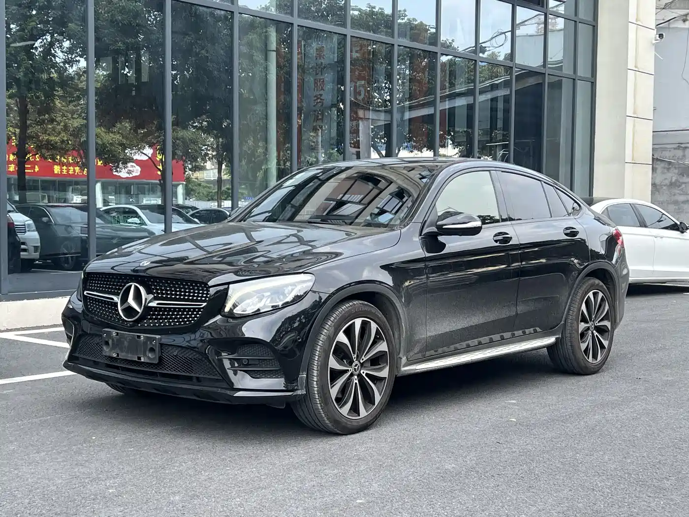 Mercedes-Benz GLC Coupe 2018 GLC 260 4MATIC Coupe SUV