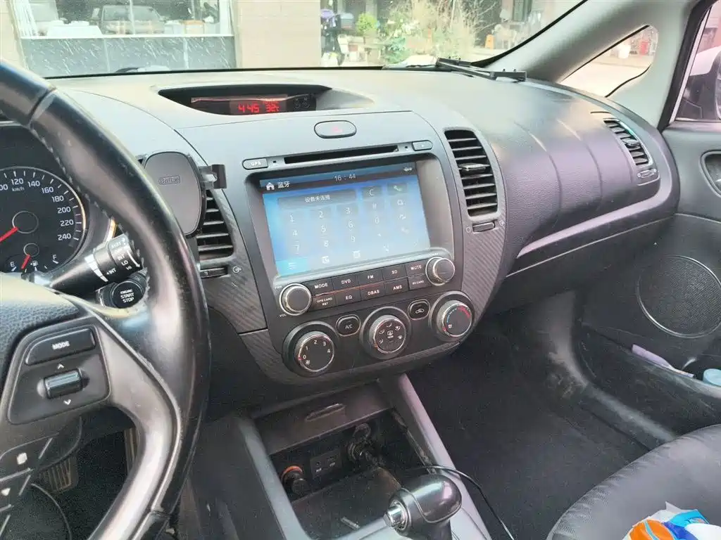 Kia K3 2013 1.6L Automatic GLS фото 9