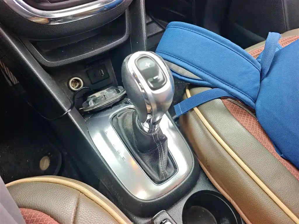 Buick Encore 2014 1.4T Automatic 2WD Urban Elite фото 14