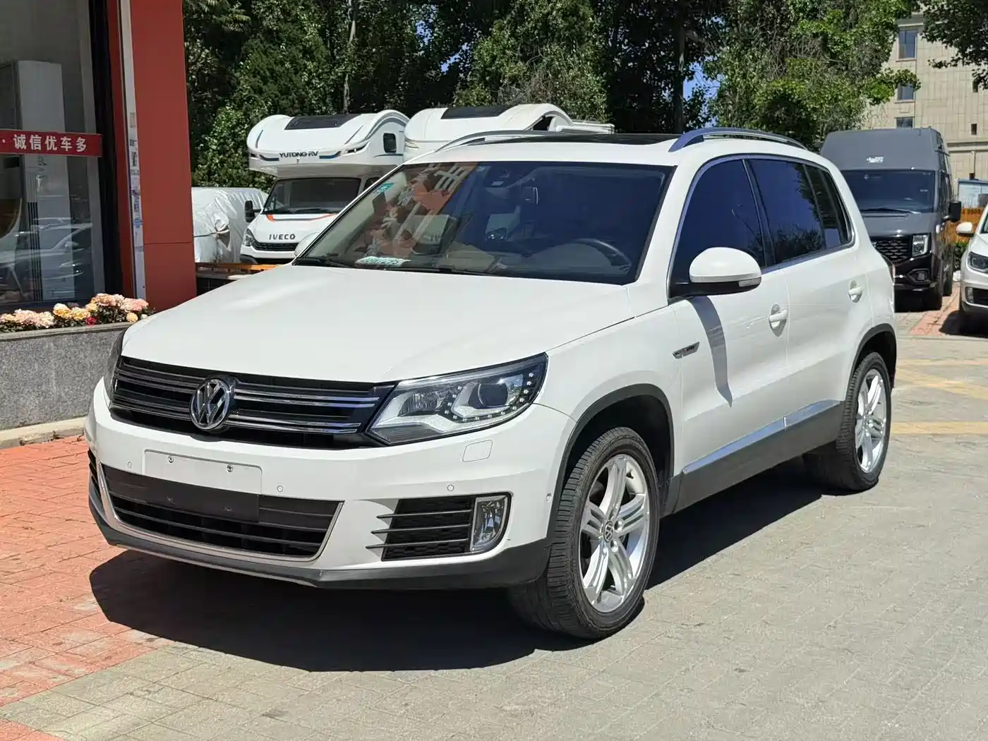 Volkswagen Tiguan 2015 2.0TSI Automatic 4WD Flagship