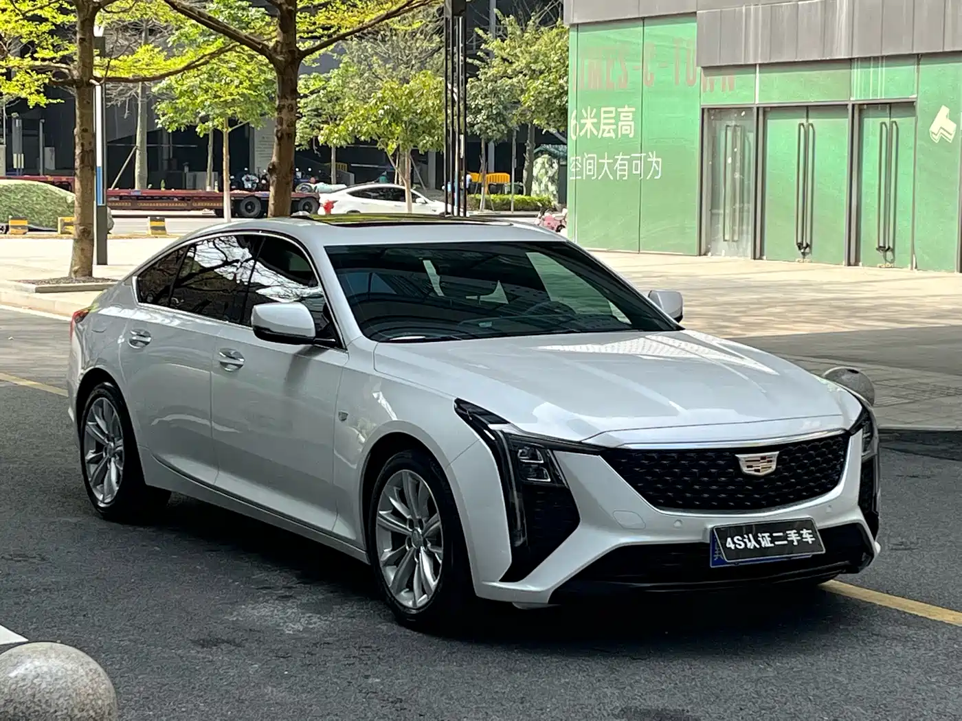 Cadillac CT5 2024 28T Luxury Model Pro фото 3