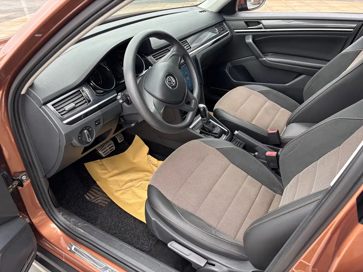 Volkswagen C-TREK 2017 1.6L Automatic Comfort фото 9