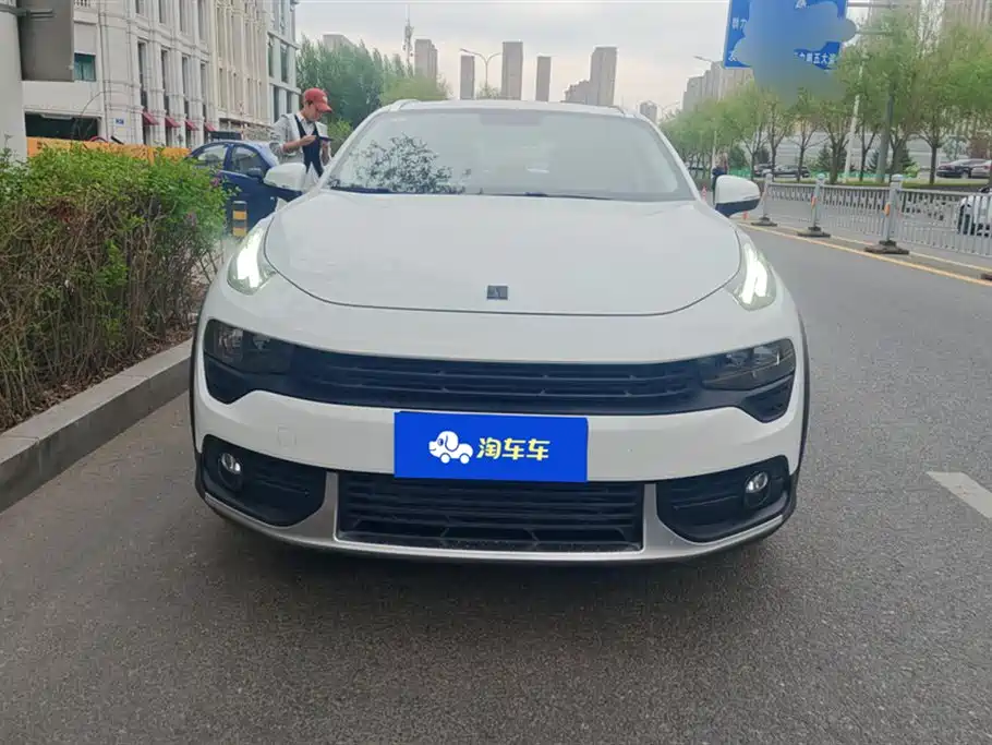 Lynk & Co 02 2019 1.5T DCT 2WD Power Edition China VI фото 2