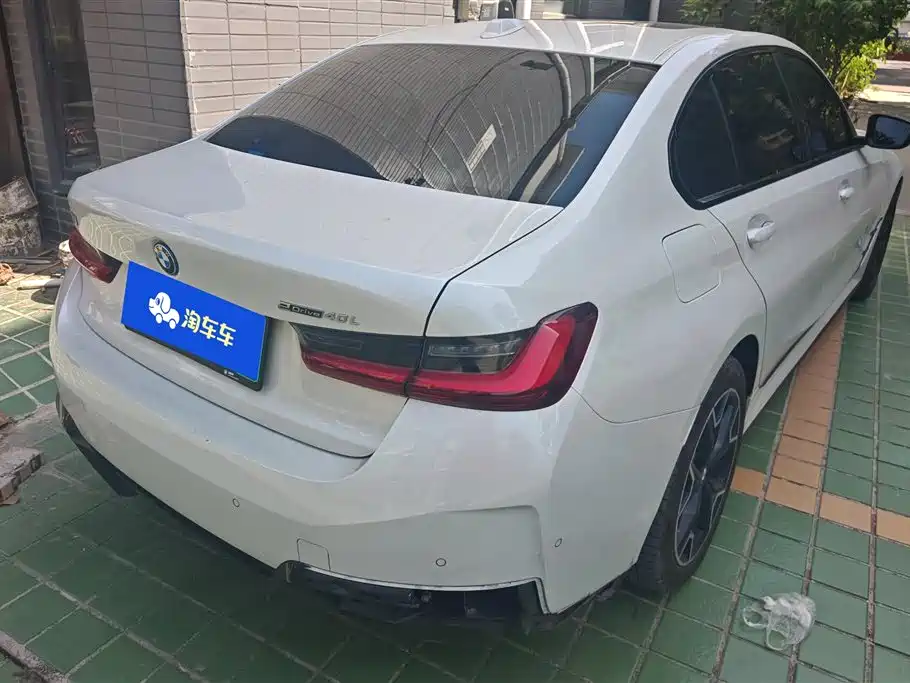 BMW i3 2025 eDrive 40 L Shadow Night Sport Package фото 3