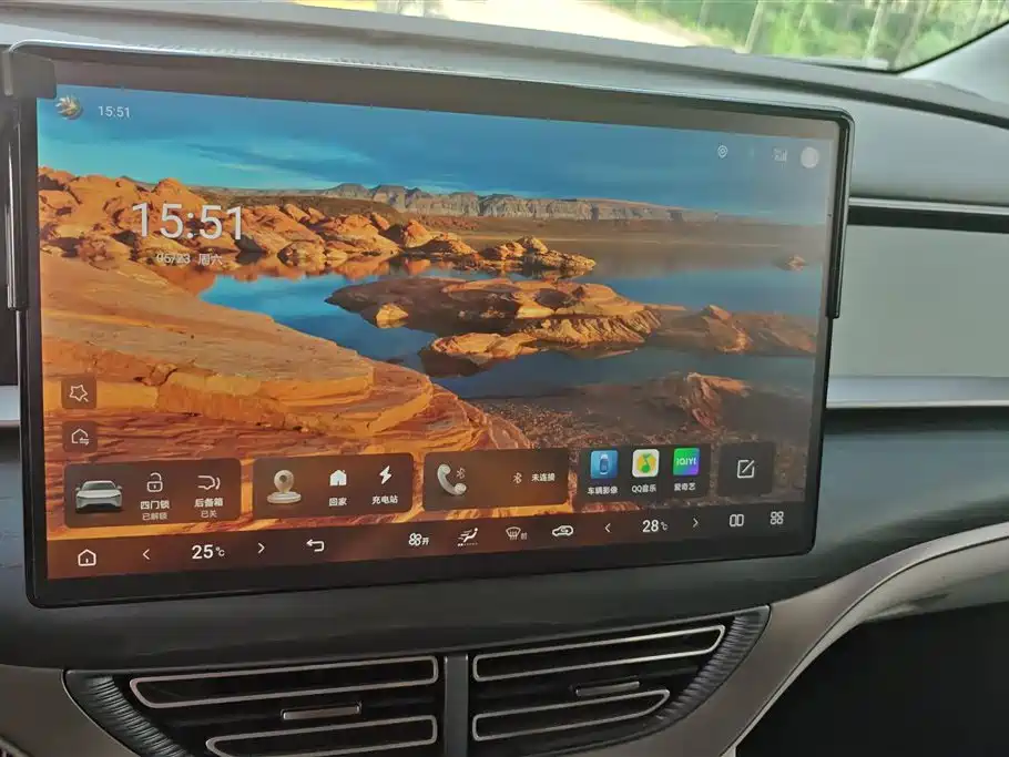 Denza D9 2022 DM-i 970 AWD Flagship фото 13