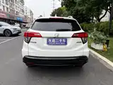 Фото 10 - Honda Vezel