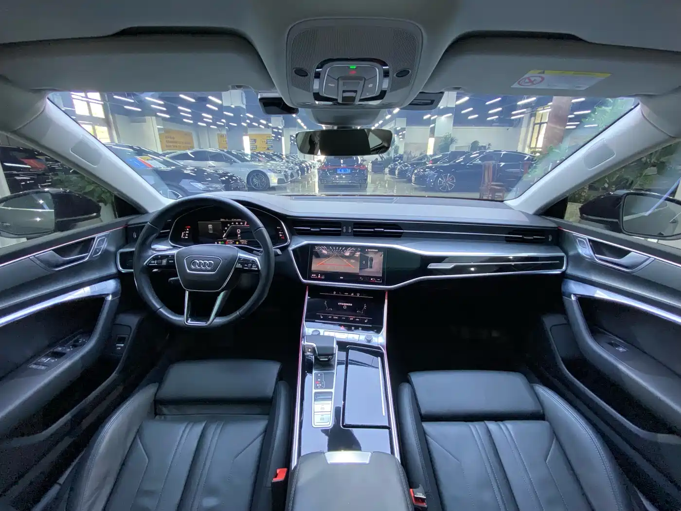 Audi A7 2023 Model 45 TFSI Premium Selection Edition фото 11