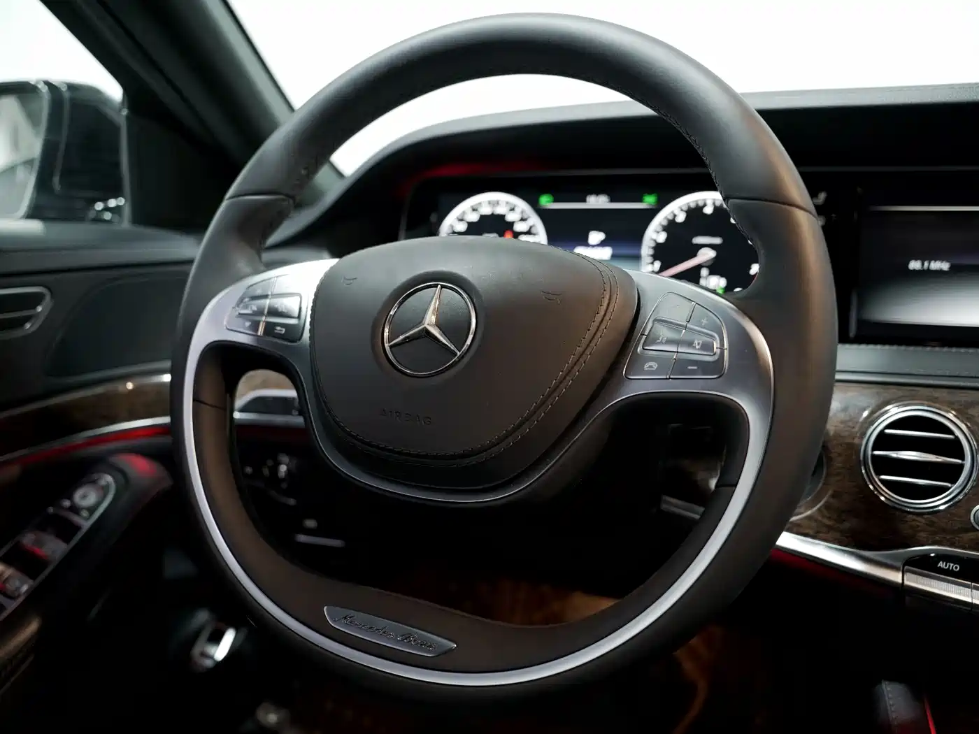 Mercedes-Benz S-Class 2014 S 320 L Business фото 4