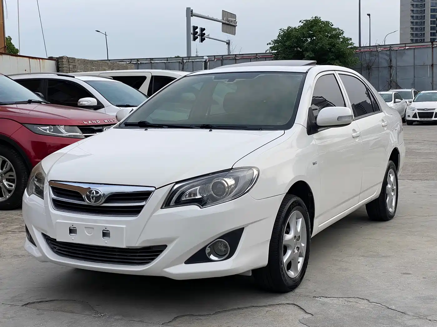 Toyota Corolla 2013 1.6L Automatic Luxury
