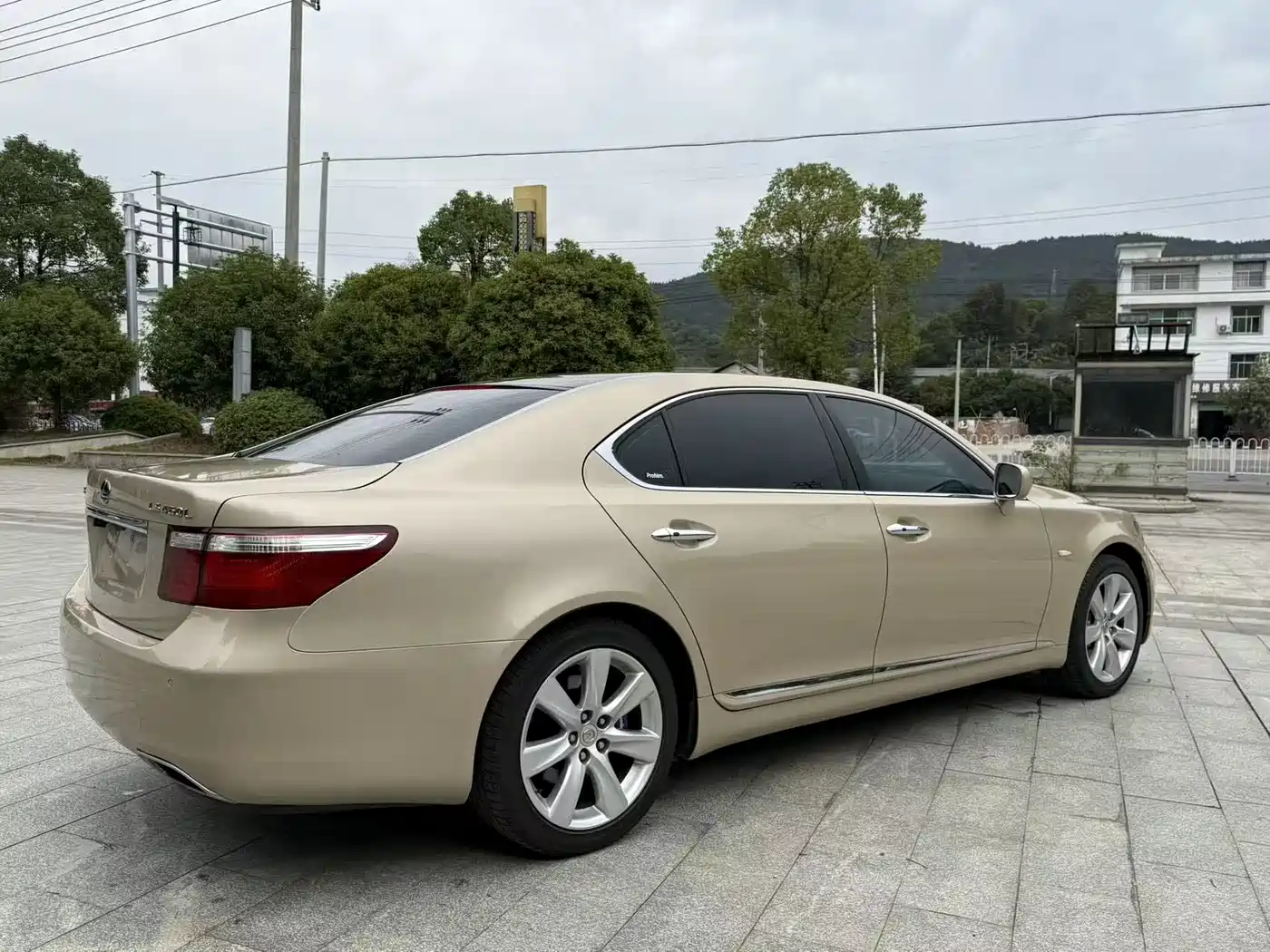 Lexus LS 2006 460L Premium Edition фото 6