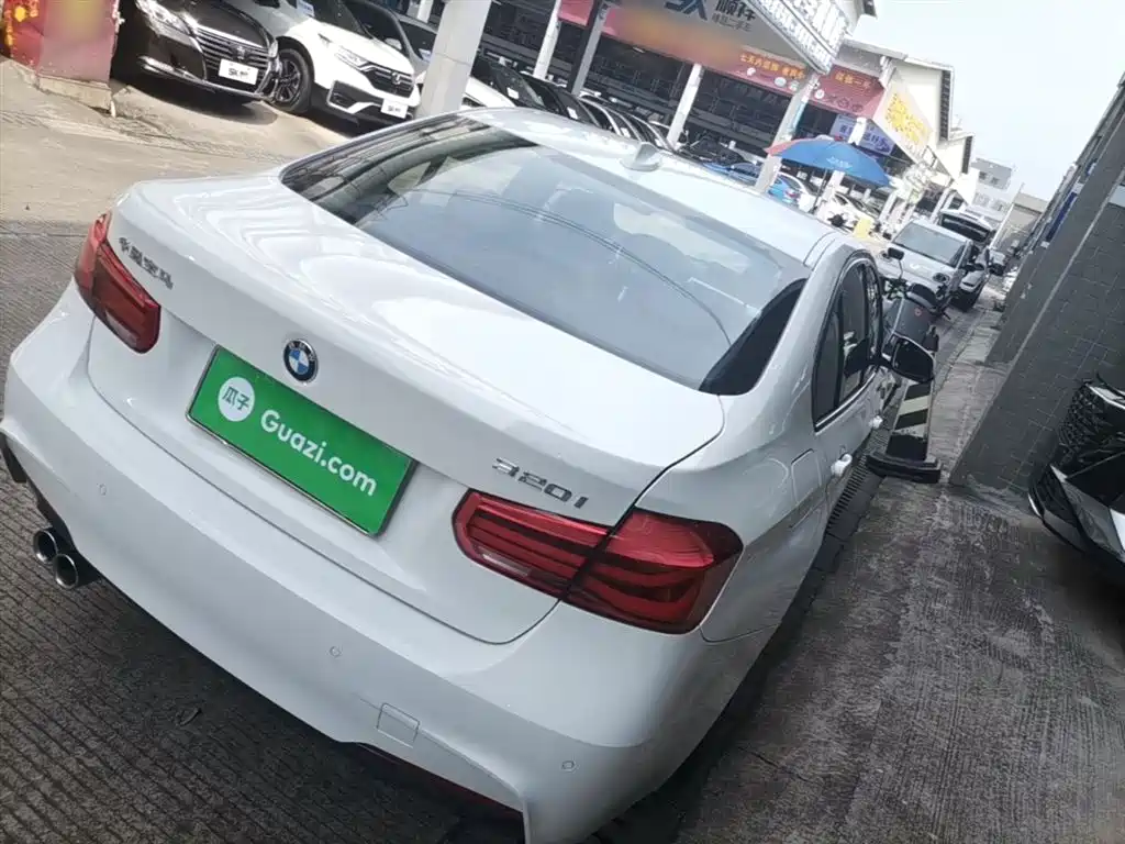 BMW 3 Series 2018 320i M Sport Package фото 7