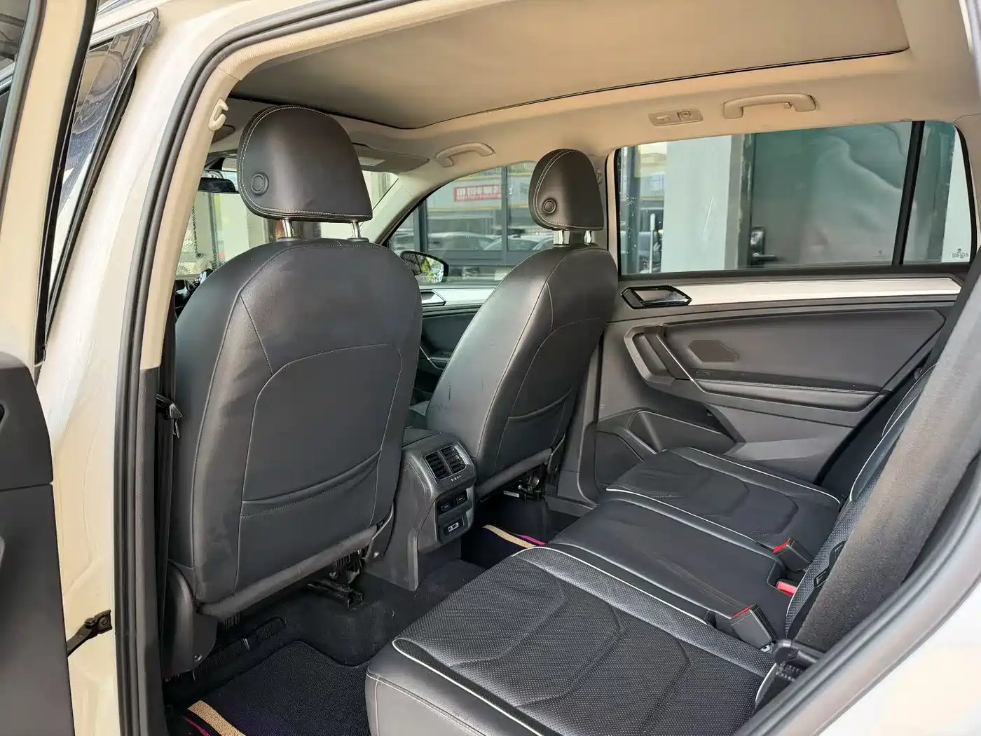 Volkswagen Tiguan L 2017 330TSI Automatic 2WD Flagship Edition фото 6