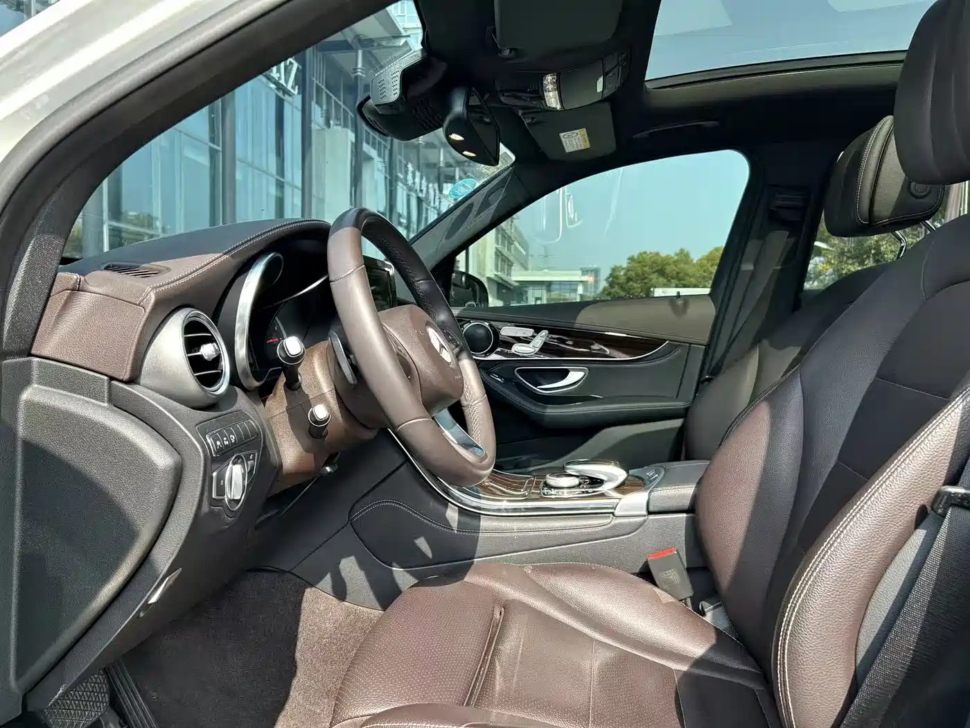Mercedes-Benz GLC 2017 GLC 260 4MATIC Luxury фото 10