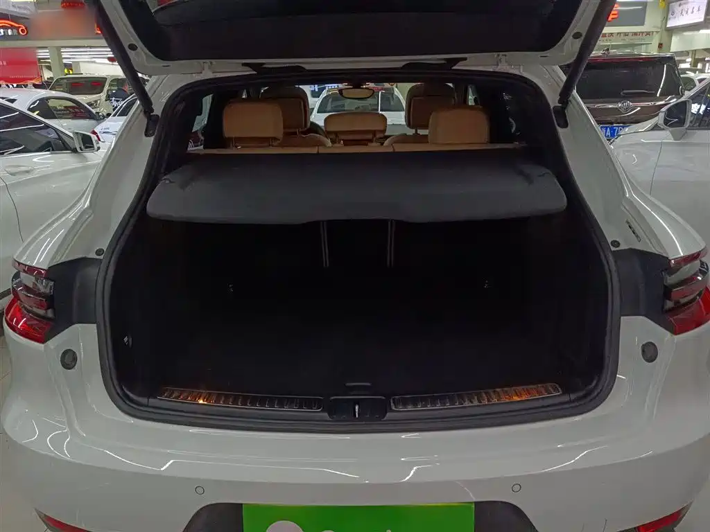 Porsche Macan 2017 Macan 2.0T фото 15