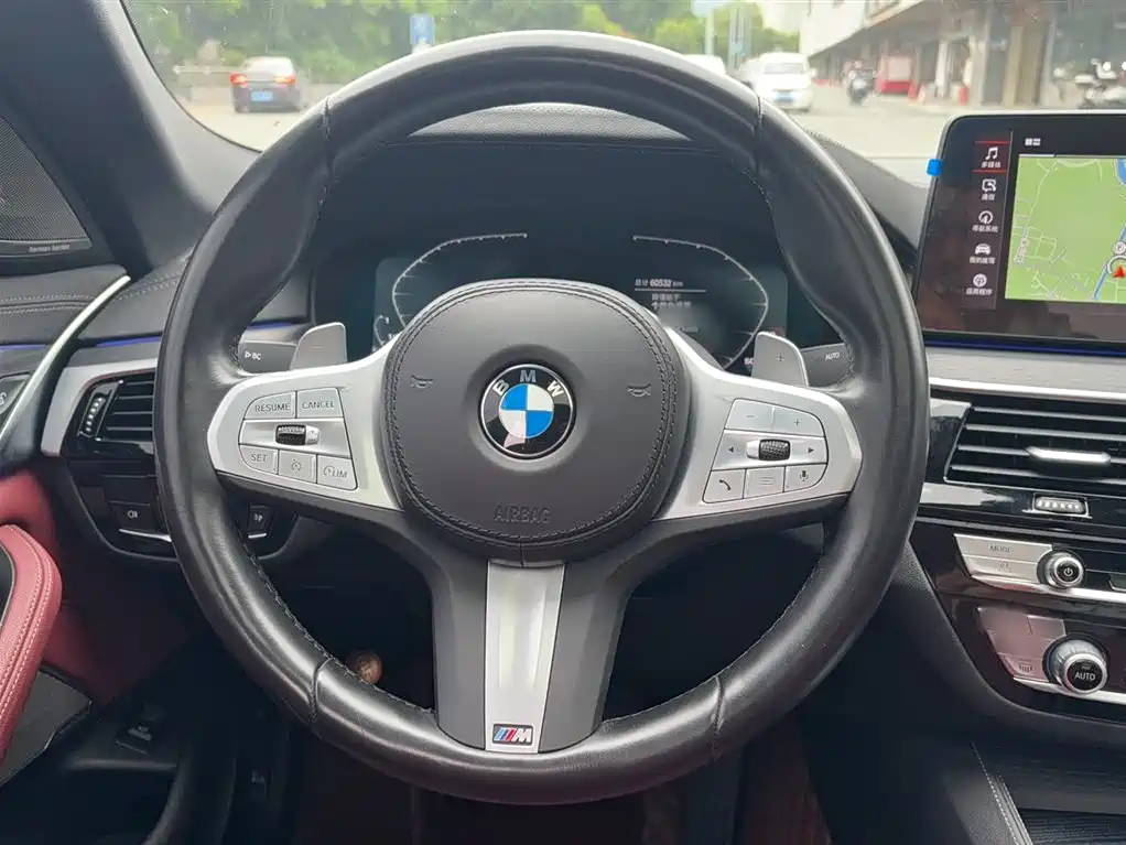 BMW 5 Series 2022 Model Third Facelift 530Li Premium M Sport Package фото 3
