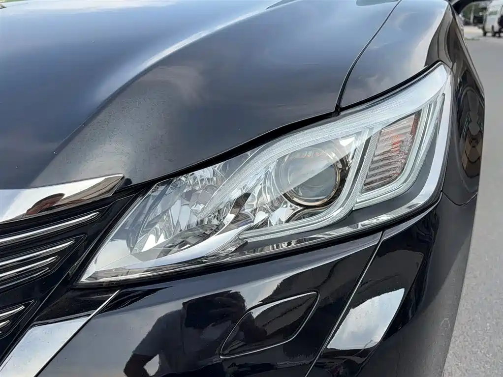 Toyota Crown 2018 2.0T Sport Edition фото 17