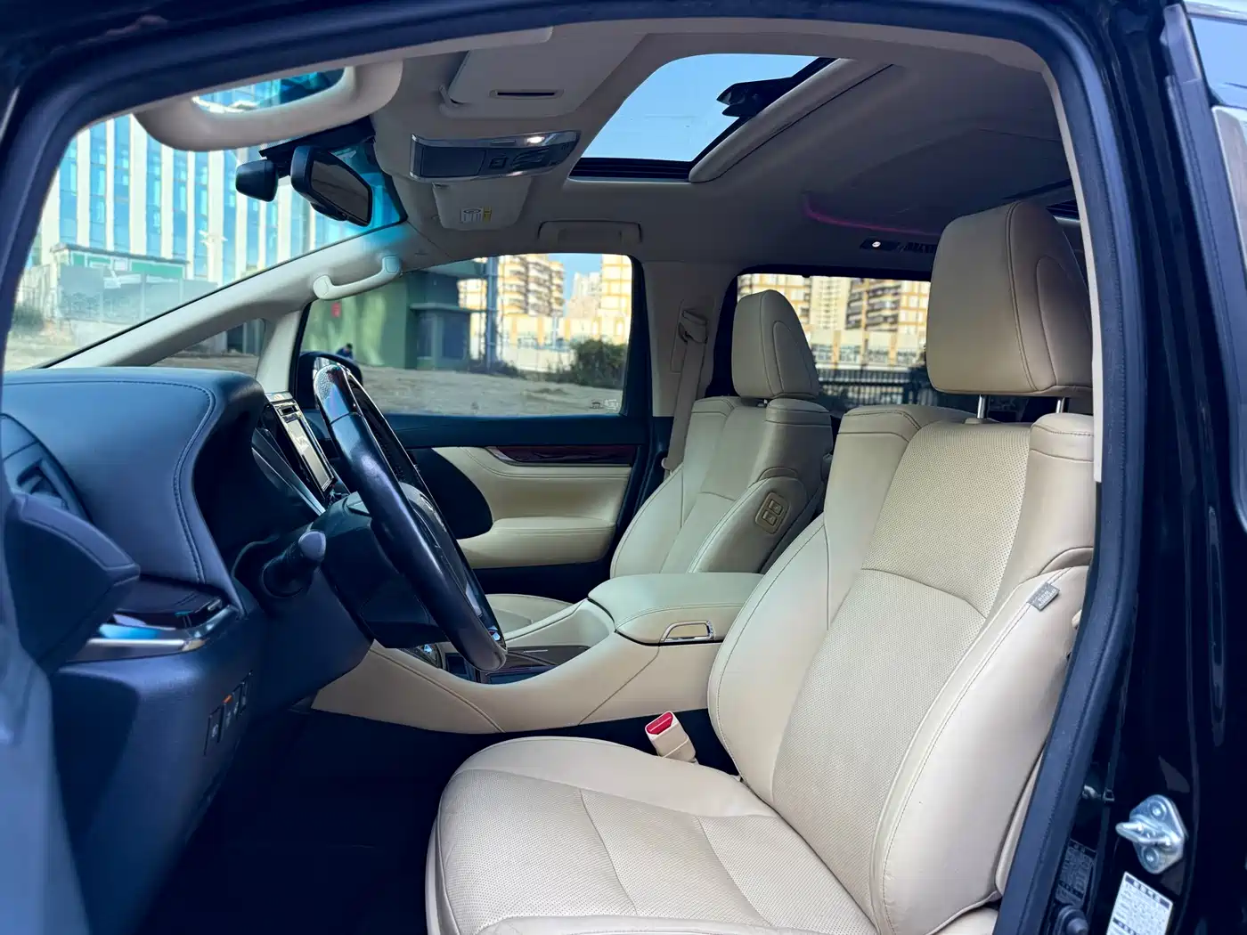 Toyota Alphard 2015 3.5L Luxury Edition фото 10