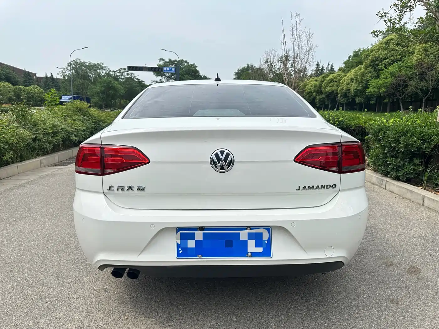 Volkswagen Lamando 2017 230TSI DSG Trend Edition фото 3