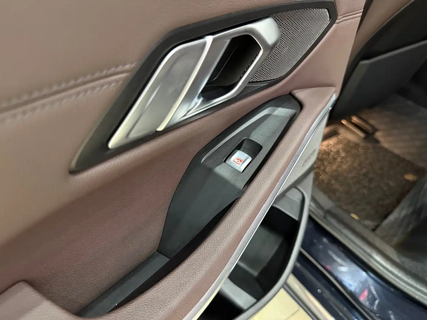 BMW 3 Series 2020 Facelift 325i M Sport Night Edition фото 18
