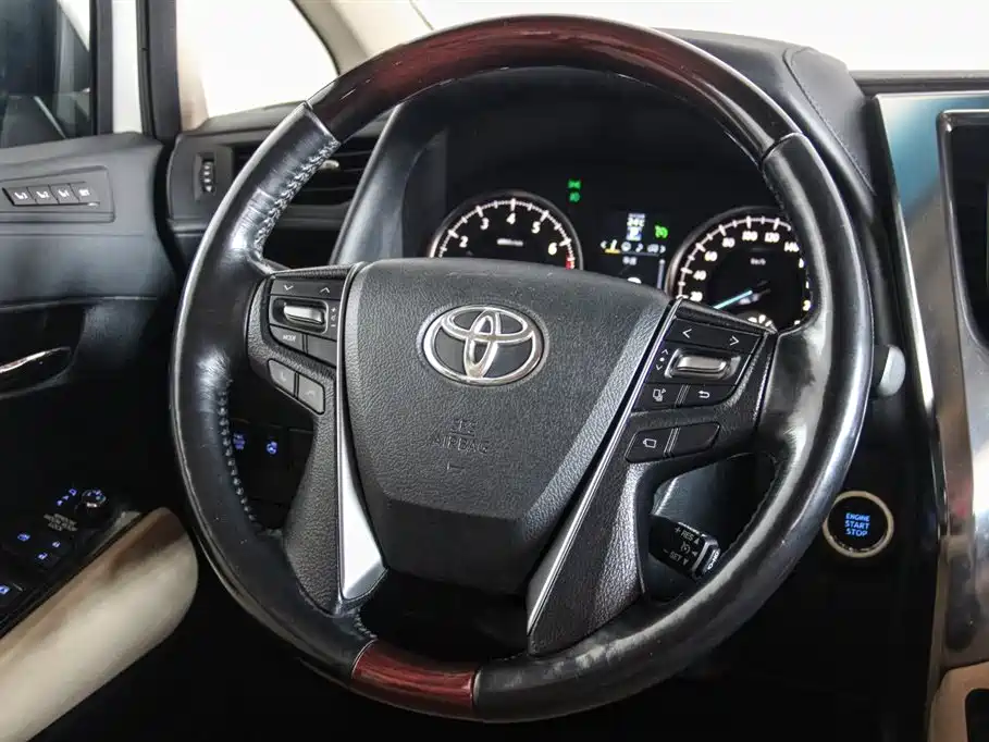 Toyota Alphard 2015 3.5L Luxury Edition фото 16