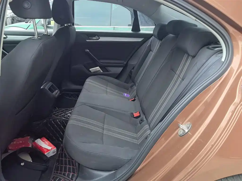 Volkswagen Lamando 2018 230TSI DSG Trend Edition фото 13