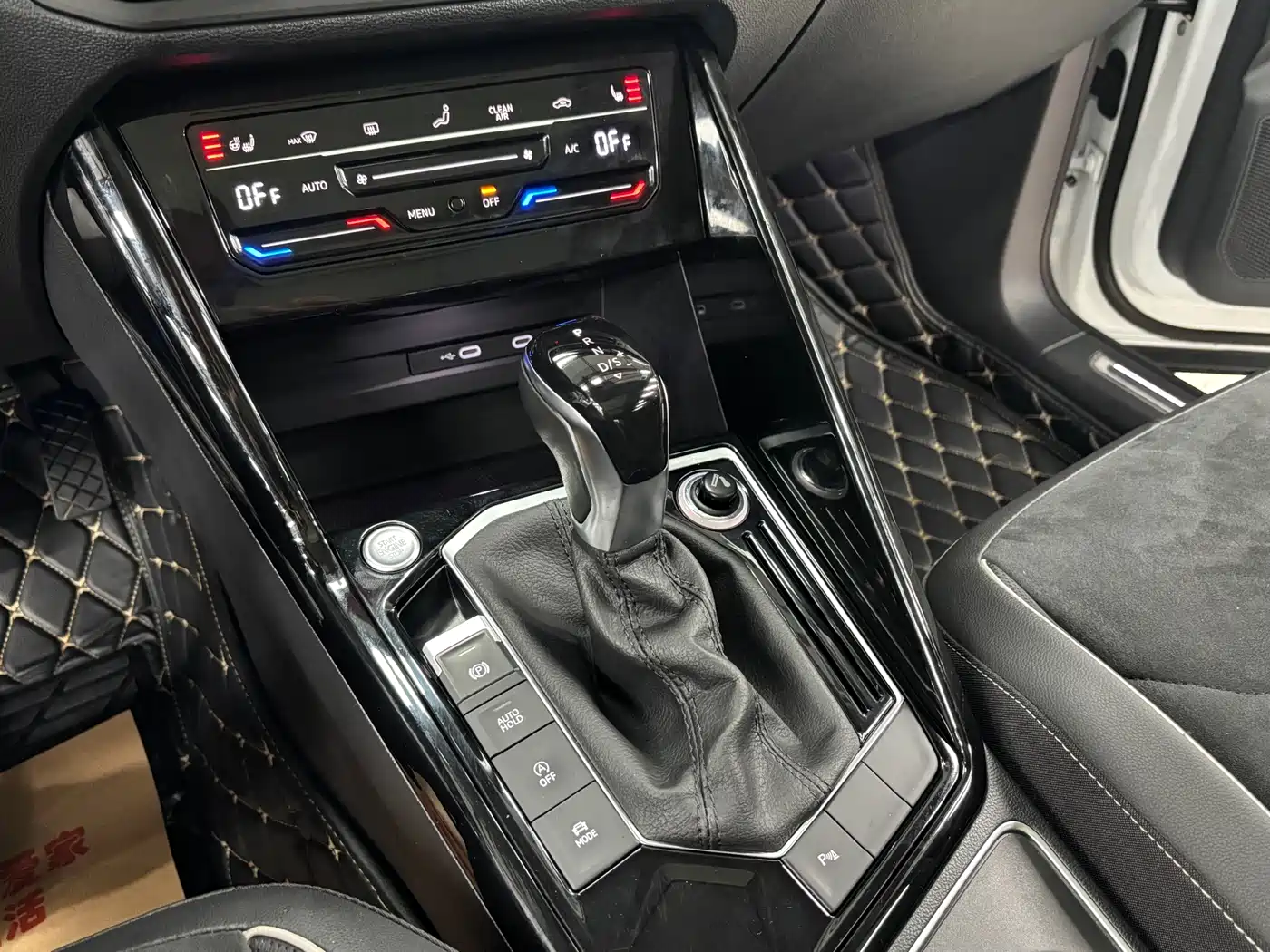 Volkswagen Tayron 2020 330TSI 2WD Luxury Smart Edition Pro фото 10