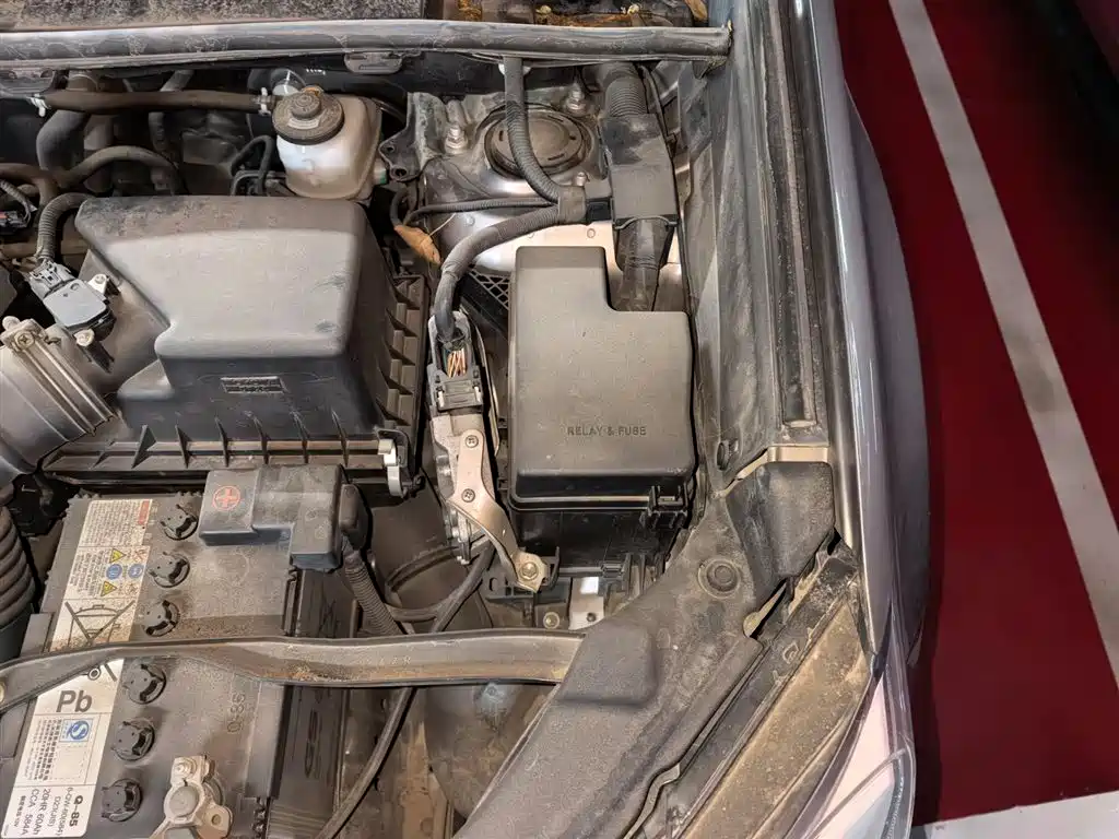 Toyota RAV4 Rongfang 2016 2.0L CVT 2WD Comfort (China V) фото 23