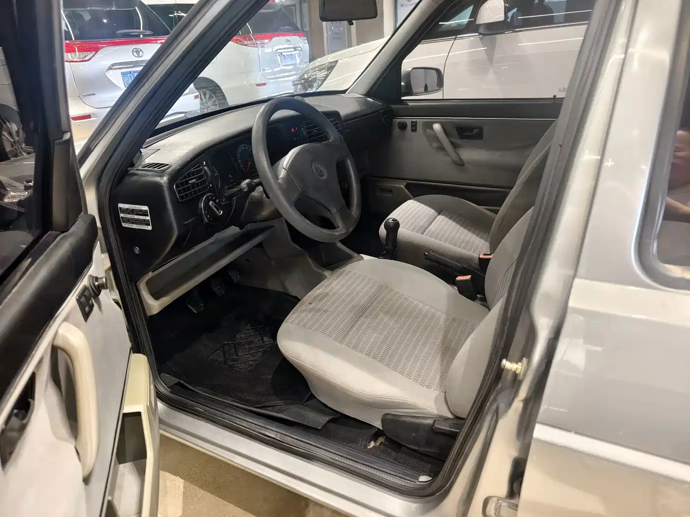 Фото 2 - Volkswagen Jetta