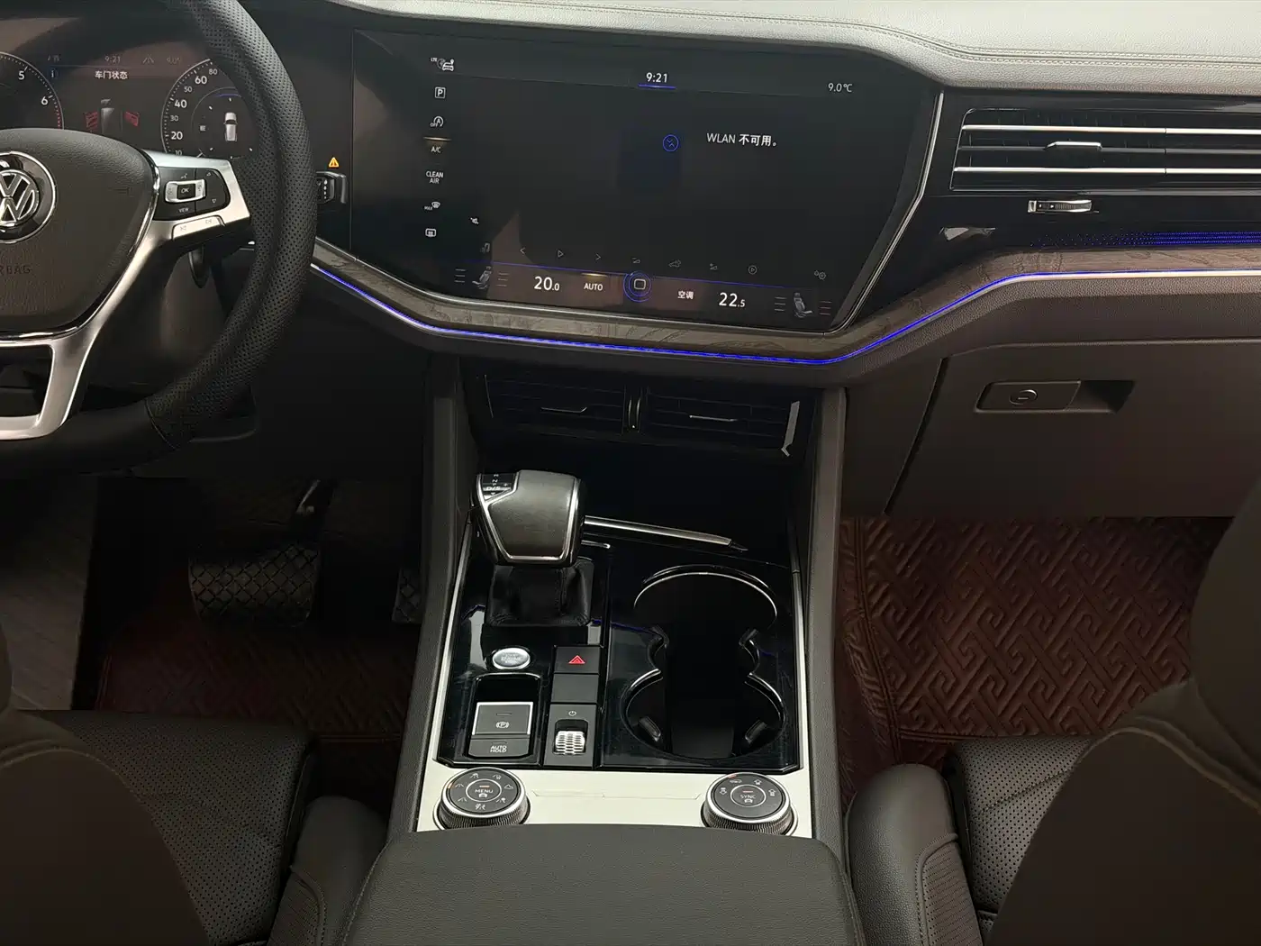 Volkswagen Touareg 2019 3.0TSI Sharp Edge Edition China VI фото 12