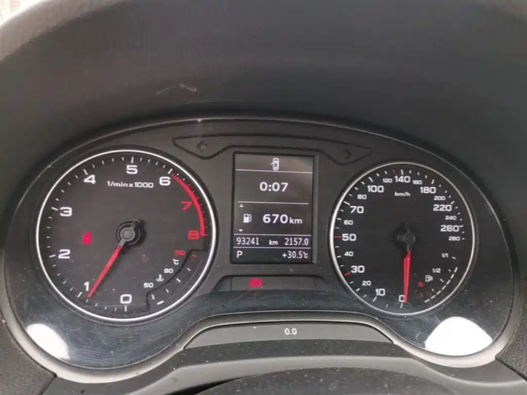 Audi A3 2015 Sportback 35 TFSI Millionth Anniversary Intelligent Leader Type фото 12