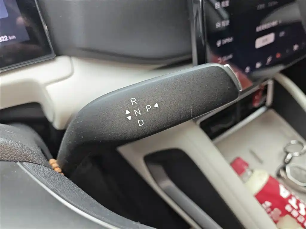 BYD Yuan UP 2025 Smart Drive Edition 401KM Vitality Version фото 7
