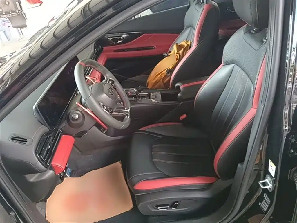 GAC Trumpchi Trumpchi Emkoo 2021 270T DCT J15 Edition фото 15