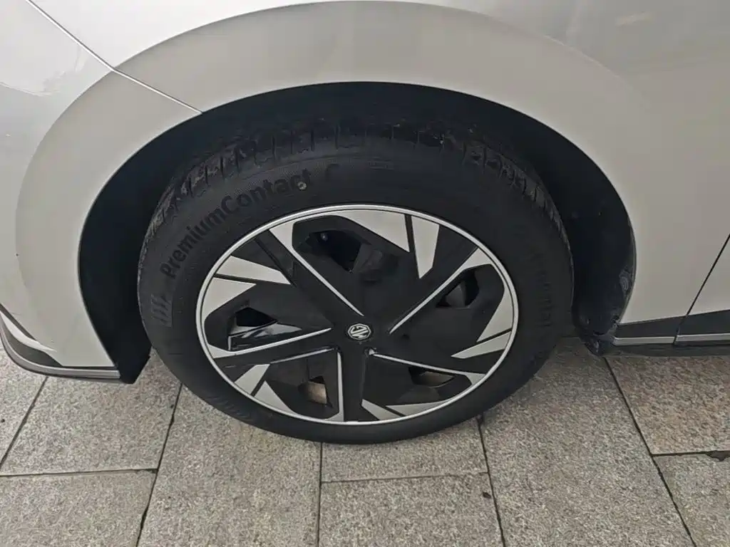 Фото 23 - MG MG4 EV